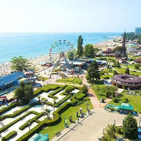 Yalta Apartment Golden Sands